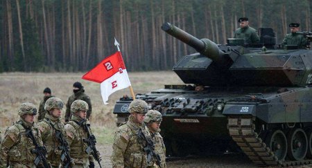 Польша думает о захвате Западной Украины и боится нападения Германии, — директор СВР