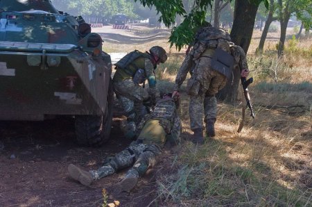 Украина не сможет вернуть территории, если ВСУ не переломят ситуацию на поле боя в ближайшие недели — WP