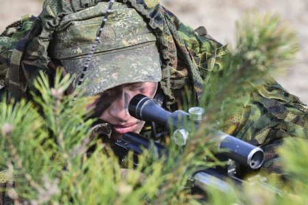 Бои у Клещеевки: российские снайперы уничтожили пулемётчика ВСУ (ВИДЕО)