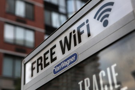 Электромагнитная угроза: жительница Великобритании избегает общественных мест из-за Wi-Fi