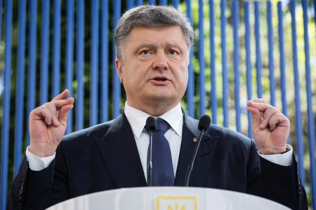Пётр Порошенко: США не оказали военную помощь из-за отсутствия на Украине боеспособной армии