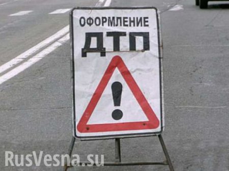 В ДТП с участием патрульного автомобиля полиции в Ровно пострадали трое людей