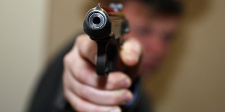 Новгородский полицейский застрелил коллегу, разбирая табельное оружие