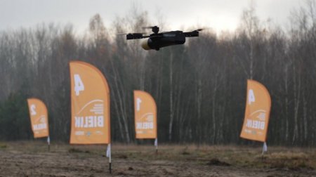 Польша намерена сдержать Россию дронами-камикадзе