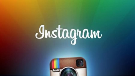 Instagram запустил онлайн трансляцию