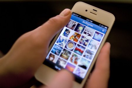 В Instagram добавится приложение, позволяющее размещать сразу несколько фотографий