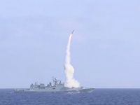 Фрегат "Адмирал Эссен" нанес удар крылатыми ракетами "Калибр" по террористам в районе Дейр-эз-Зора - Военный Обозреватель