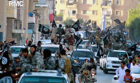 Зачем Трамп выпустил террористов из Ракки?