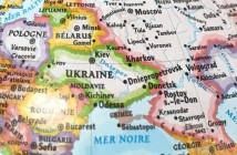 Посольство Украины потребовало от парижского магазина разобраться с «неправильным» Крымом на глобусах