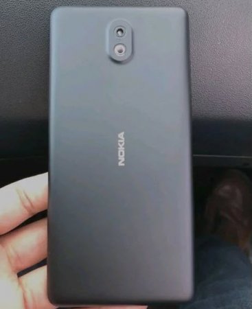 В Интернете появились фото смартфона Nokia 1