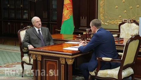 Лукашенко появился перед камерами после «инсульта» (ФОТО, ВИДЕО)