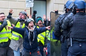 Парижский Майдан: как подавляют попытку бунта против США