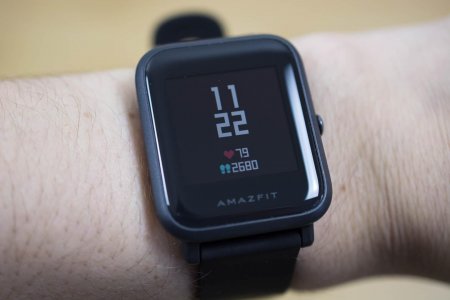 Смарт-часы Amazfit Bip за $80 оказались «навороченнее» Apple Watch 4
