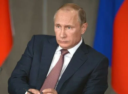 Путину придется отменить пенсионную реформу? Мнение специалистов