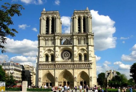 Топ-10 мест, которые стоит посетить в Париже