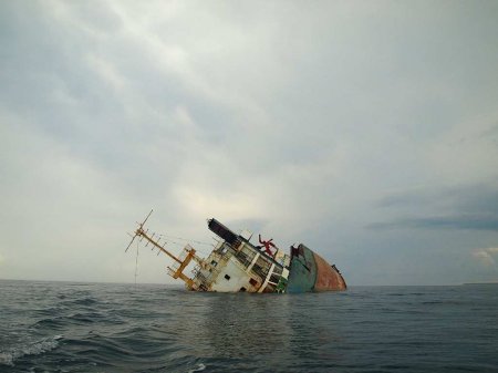 Крушение российского сухогруза в Чёрном море: подробности